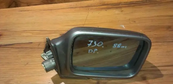BMW 7 E32 Front door electric wing mirror e6006193