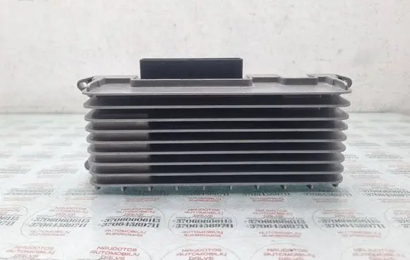 Audi A4 S4 B8 8K Sound amplifier 8T0035223AD 8T0035223G