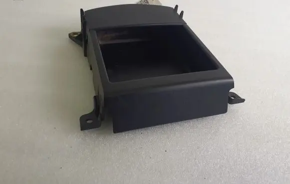Porsche Cayenne (92A) Glove box central console 7P5864131 7P5864131L29