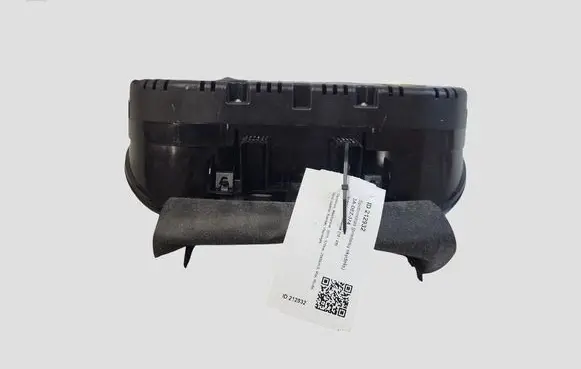 Volkswagen Amarok Speedometer (instrument cluster) 2H0920863
