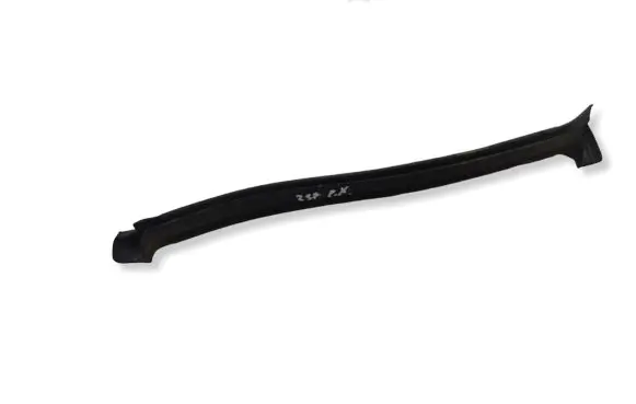 BMW 3 E46 Engine compartment rubber 