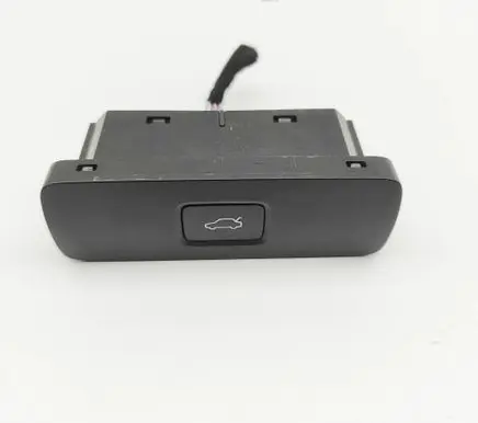 Polestar 2 Tailgate/boot open switch button 32350330