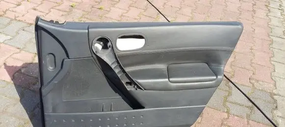 Renault Megane II Front door card panel trim