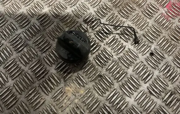 Fuel tank filler cap