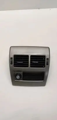 Jaguar XF Dash center air vent grill Lrgjbd500220puy