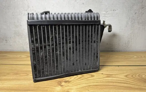 Audi Q7 4L Air conditioning (A/C) radiator (interior) 7L0820102N