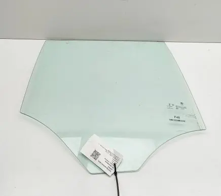 BMW X1 F48 F49 Rear door window glass 7349498
