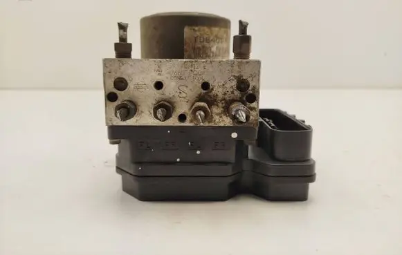 Nissan X-Trail T30 ABS Pump MA98000 B39050524 14916255