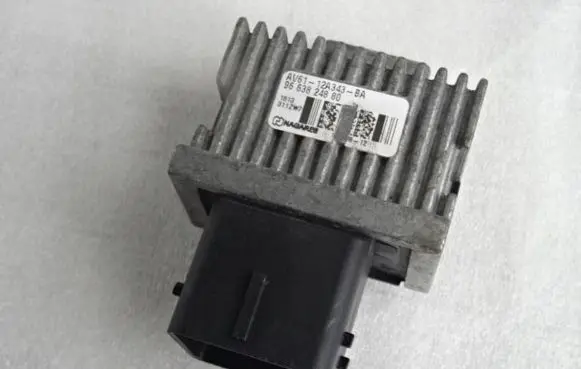 Peugeot 508 Glow plug pre-heat relay 9663824880