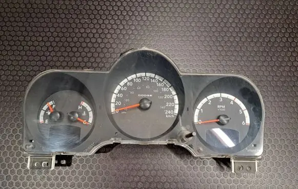 Dodge Nitro Speedometer (instrument cluster) 05172372AA CR0037009K0C0