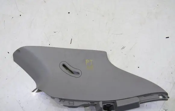 KIA Rio (C) pillar trim GMAUTO4574097