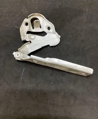 Audi Q8 Engine bonnet/hood hinges 4M8823302B