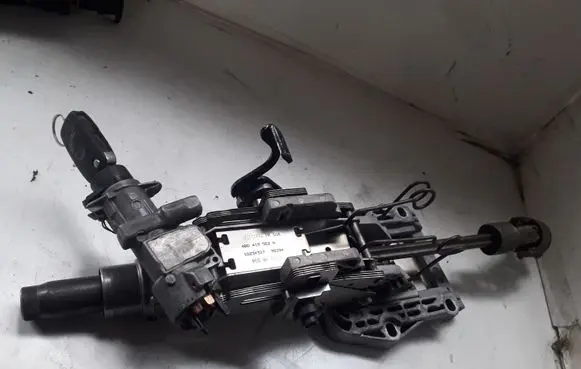 Audi A6 S6 C5 4B Steering wheel axle