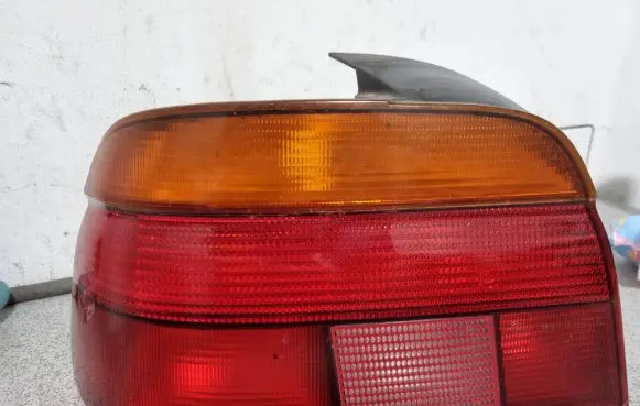 BMW 5 E39 Rear/tail lights 8358031 2VP007240