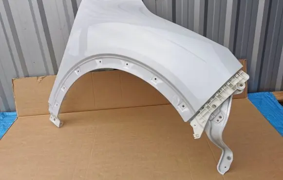 Mitsubishi Eclipse Cross Fender