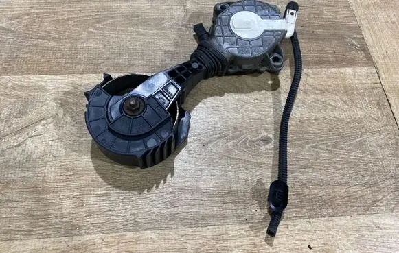 Mini One - Cooper R56 Alternator belt tensioner 753440080 PA66GF30
