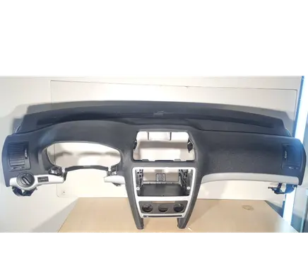 Skoda Octavia Mk2 (1Z) Dashboard 1Z1819722 320020111390 900200140