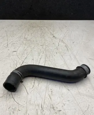 Mercedes-Benz Vito Viano W639 Engine coolant pipe/hose
