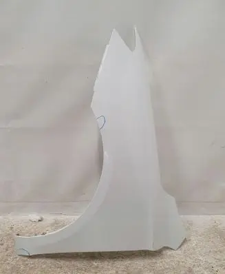 MG MG5 ev Fender