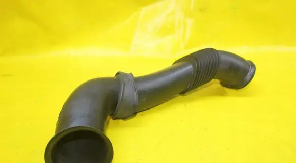 Porsche Cayenne (9PA) Air intake duct part 7L5128752