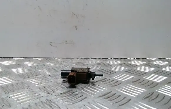 Mazda 6 Vacuum valve K5T46591