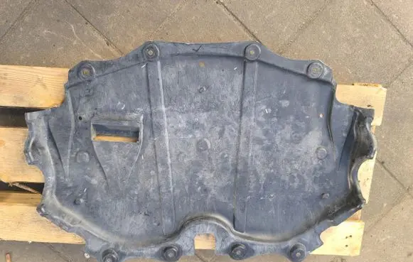 Mercedes-Benz S AMG W221 Engine splash shield/under tray 2215241730