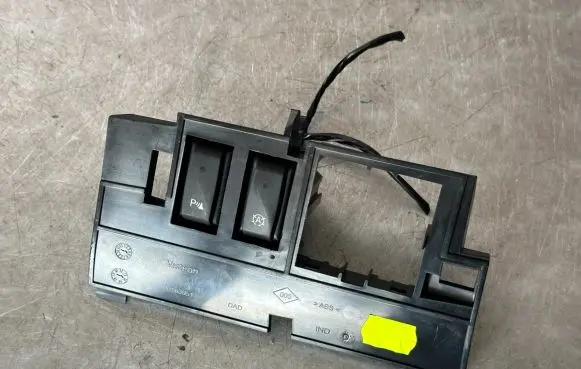 Renault Captur Other switches/knobs/shifts 00163951
