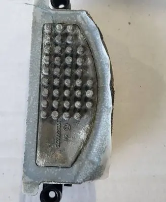 Heater blower motor/fan resistor
