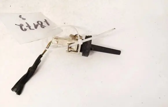 Volkswagen PASSAT B5 Interior temperature sensor 740220173f