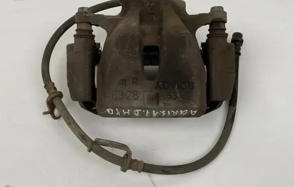 Toyota Auris E180 Front brake caliper 6328