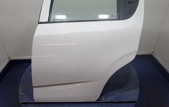 Chevrolet Aveo Rear door 