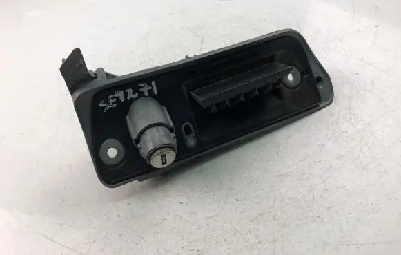 Volkswagen Caddy Tailgate/trunk/boot exterior handle 2K0827565J