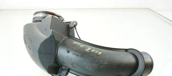 Intake resonator