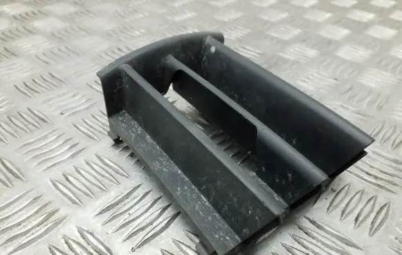 Skoda Octavia Mk2 (1Z) Front bumper lower grill 1Z0853666
