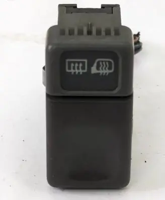 Volvo S70 V70 V70 XC Windscreen/window heater switch 9162952 99W15K