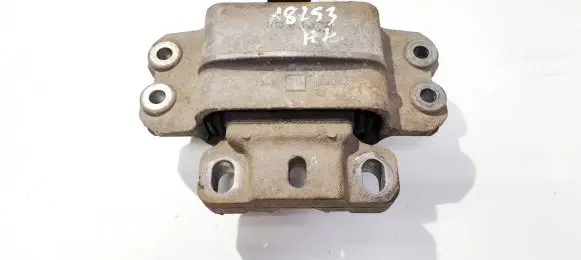 Volkswagen Touran I Engine mount bracket 1k0199555n