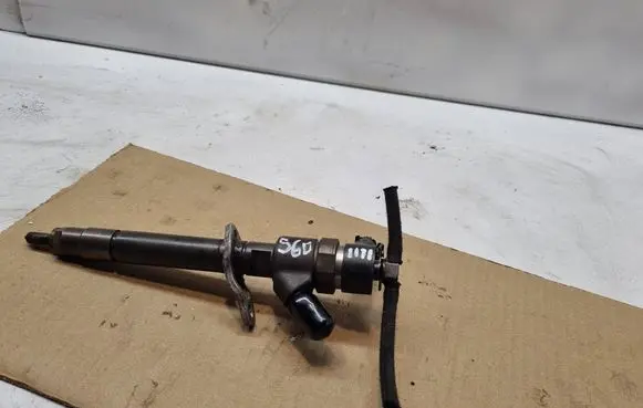 Volvo S60 Fuel injector 0445110251 30750283