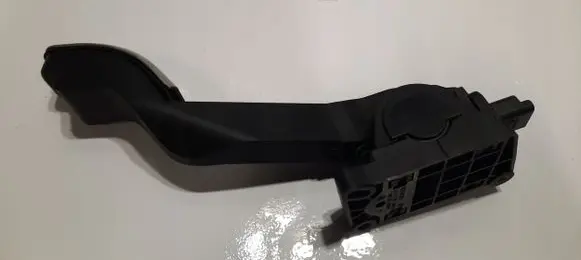 Peugeot 206 Accelerator throttle pedal 9647796780