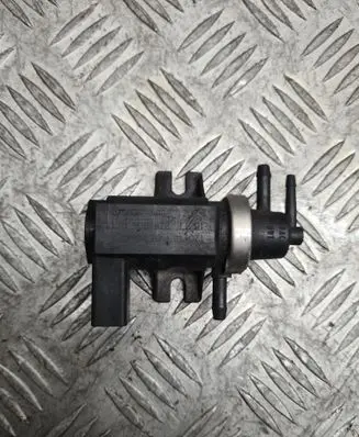Volkswagen Golf IV Turbo solenoid valve 1J0906627 72290320