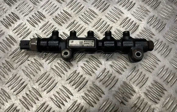 Ford Focus C-MAX Fuel main line pipe 9654592680