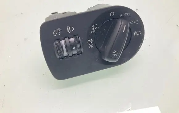 Audi Q3 8U Light switch 8U2941531A 1483C 10020500