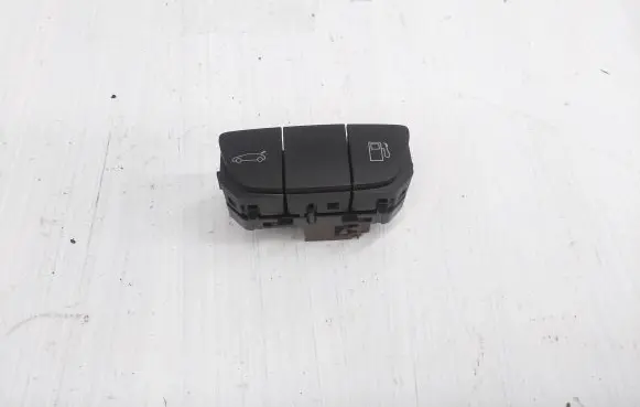 Peugeot 508 Tailgate opening switch 96661584XT