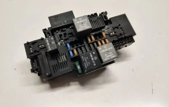 Mercedes-Benz GLC X253 C253 Fuse module A2229063202