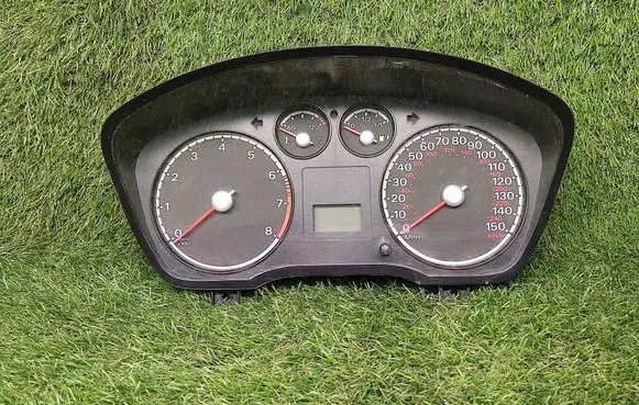 Ford Focus Speedometer (instrument cluster) 4M5T10849BM