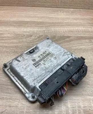 Skoda Fabia Mk1 (6Y) Engine control unit/module ECU 038906019AF 0281010289