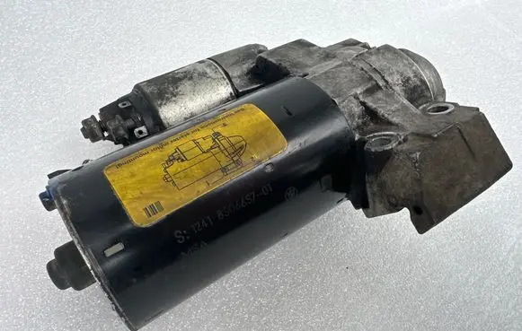 BMW 5 F10 F11 Starter motor 8506657