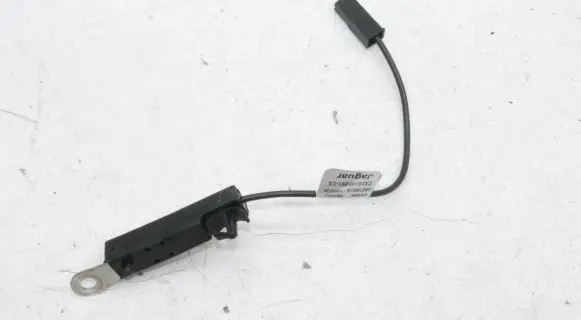 Land Rover Discovery Sport Aerial antenna amplifier CX2318K891CA