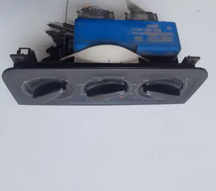 Volkswagen Golf III Coolant fan relay 3A0907041 5HB006463 1H6819075A