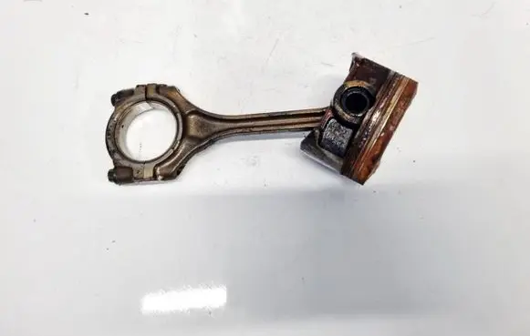 Honda Jazz Piston with connecting rod