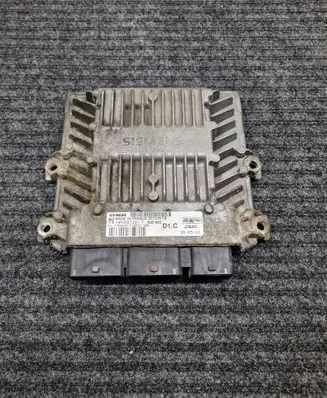 Volvo V50 Engine control unit/module 30729518 5WS40212GT